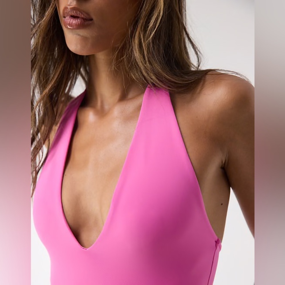 NWT Good American Sculpting Halter V Neck Body in Berry Sorbet Size 2X